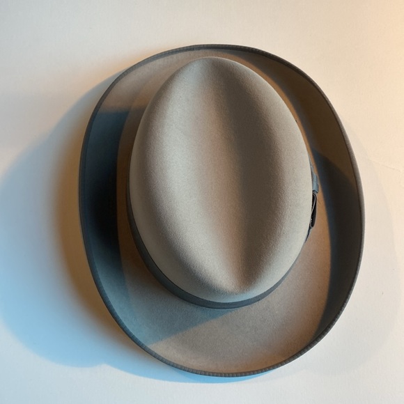 ❗️SALE❗️Dobb’s men’s grey Homburg w/ box - Picture 4 of 10
